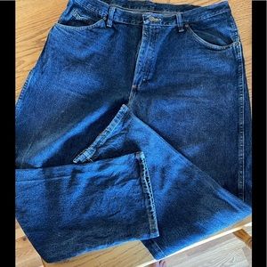 Wrangler Jeans worn once for a wedding medium blue size 40/32.